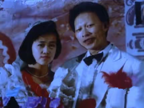 要钱没钱，要貌没貌！7位丑男演员娶的老婆，一个比一个漂亮