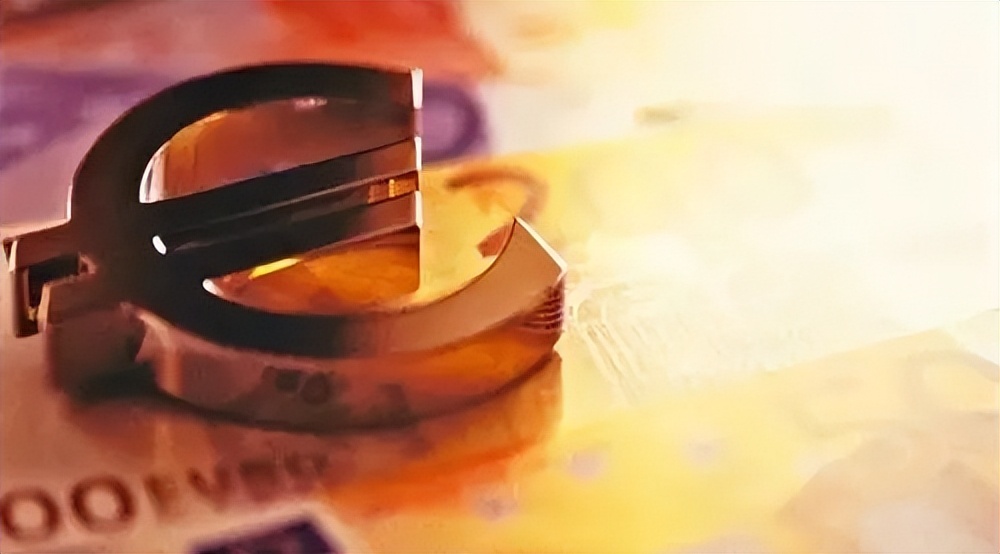 挂牌，首批工作站提供风险预警