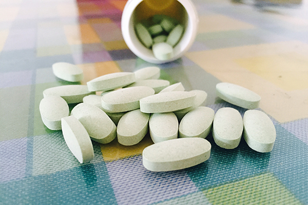 吃了大半年鱼油，血脂也没降多少！是什么原因，听医生说说