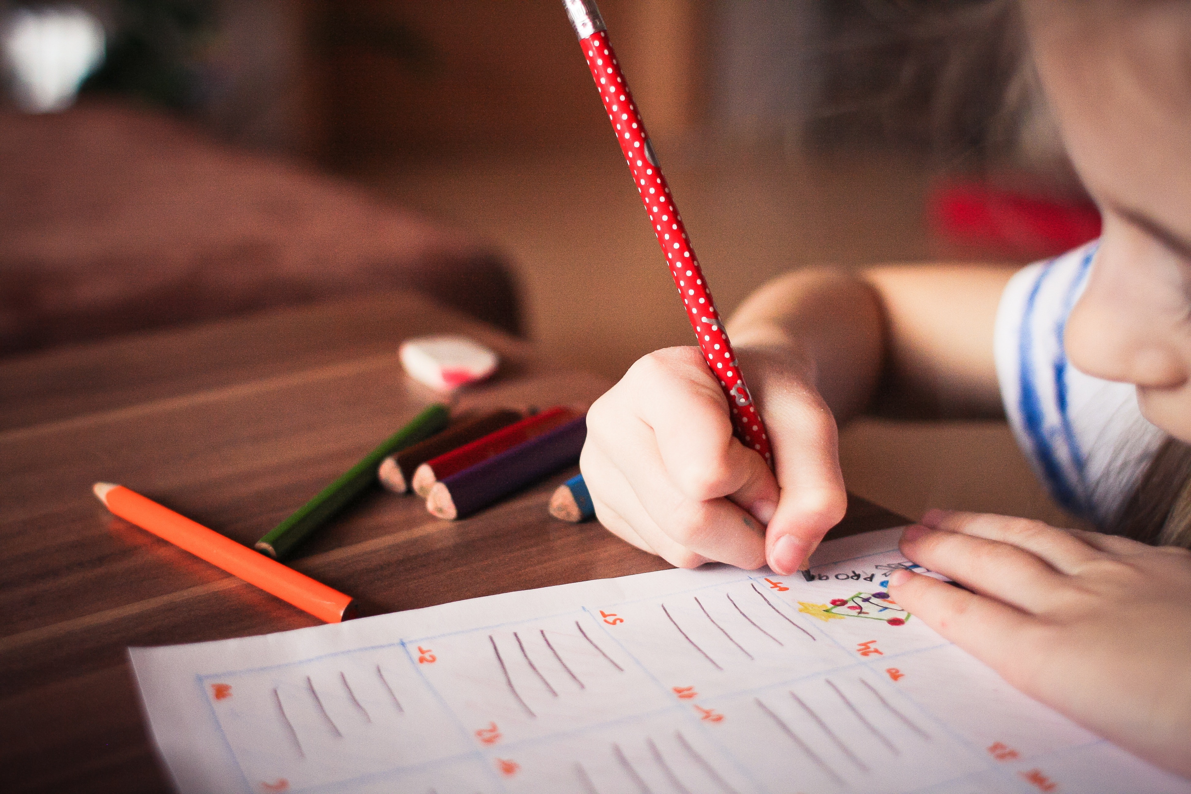 学霸的专注力怎么来的？知道大脑是如何产生专注力后，我恍然大悟