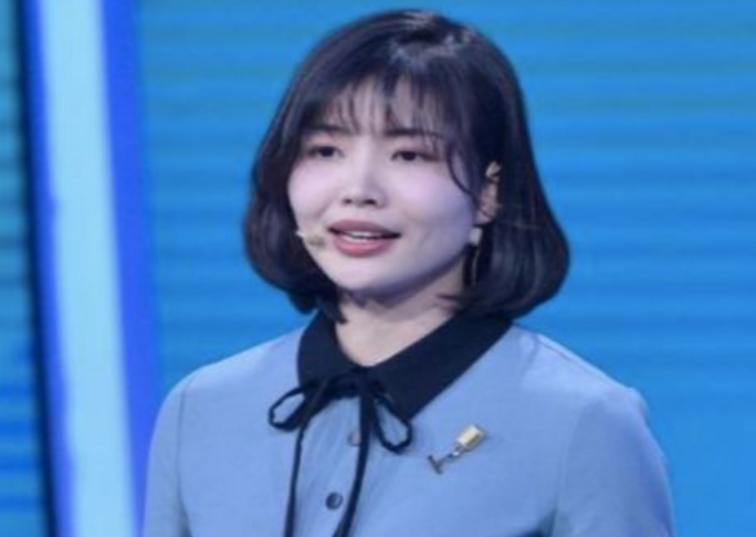 杭州90后女孩，17岁拒绝保送清华，大二未婚生子，22岁带娃读哈佛