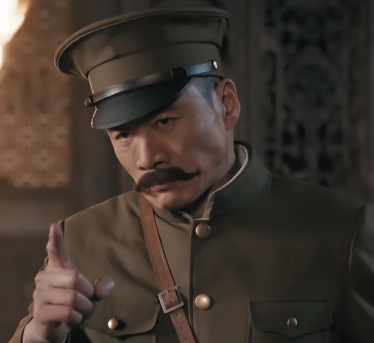 冲着张丰毅和李立群看《一代洪商》，却被丁海峰演的大反派圈粉了