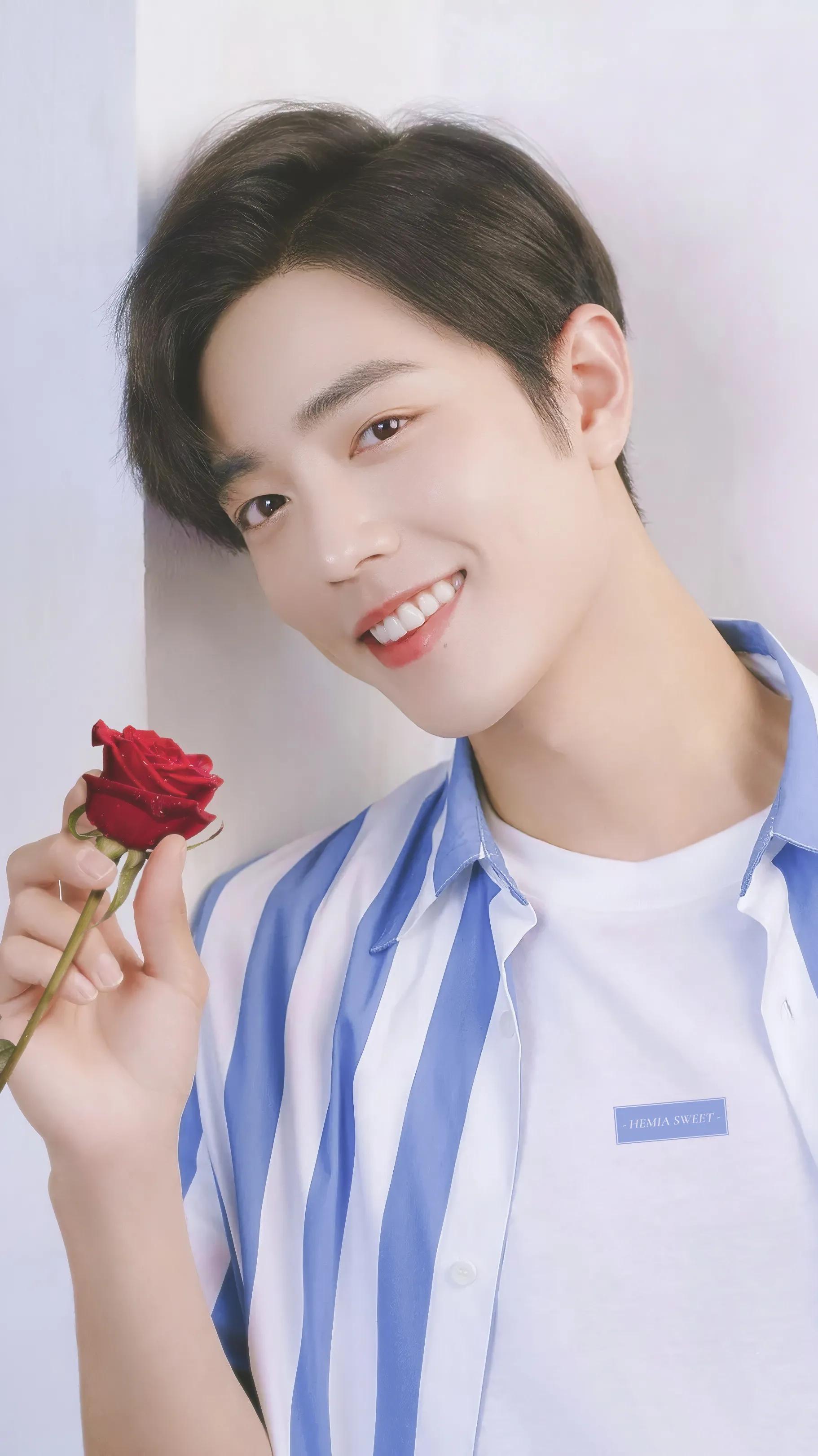 「肖战图集」帅气得超过1005分