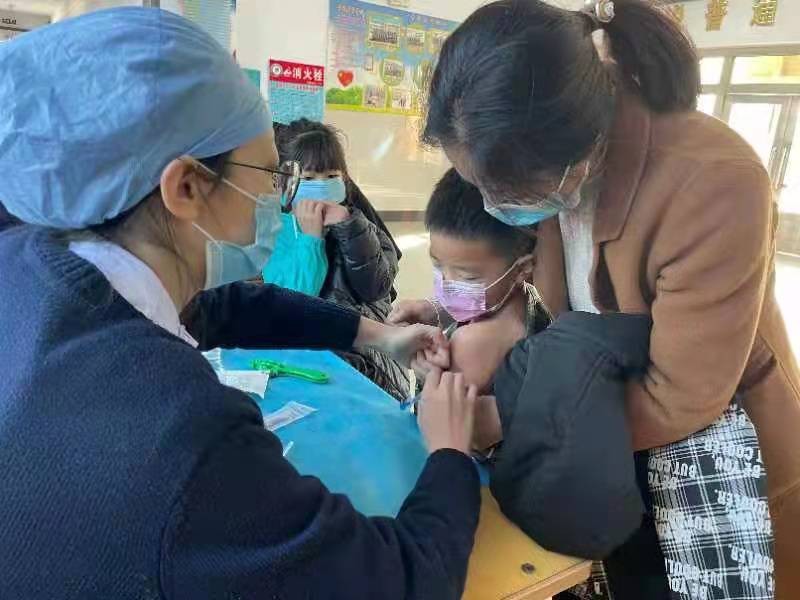 【我为群众办实事】阿城区教育局组织3至6周岁幼儿接种新冠疫苗