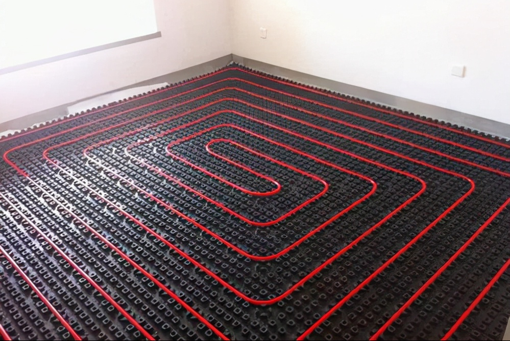 地暖回水不热怎么办？