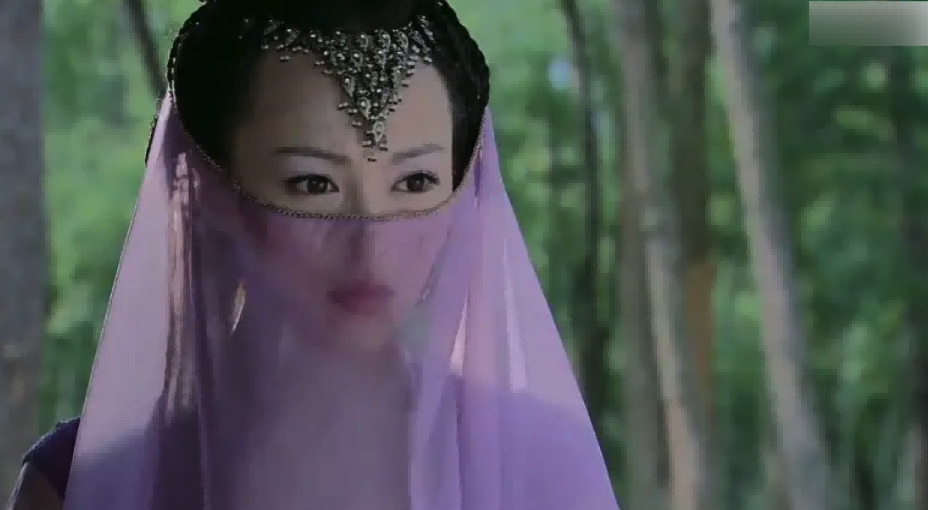 颜值不够别带“额饰”！13位女星造型PK，谁才撑得起倾国倾城