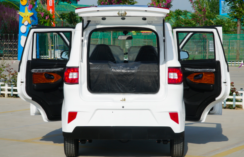 电动汽车价格及图片(这2款四轮电动车很实用) - 价格百科