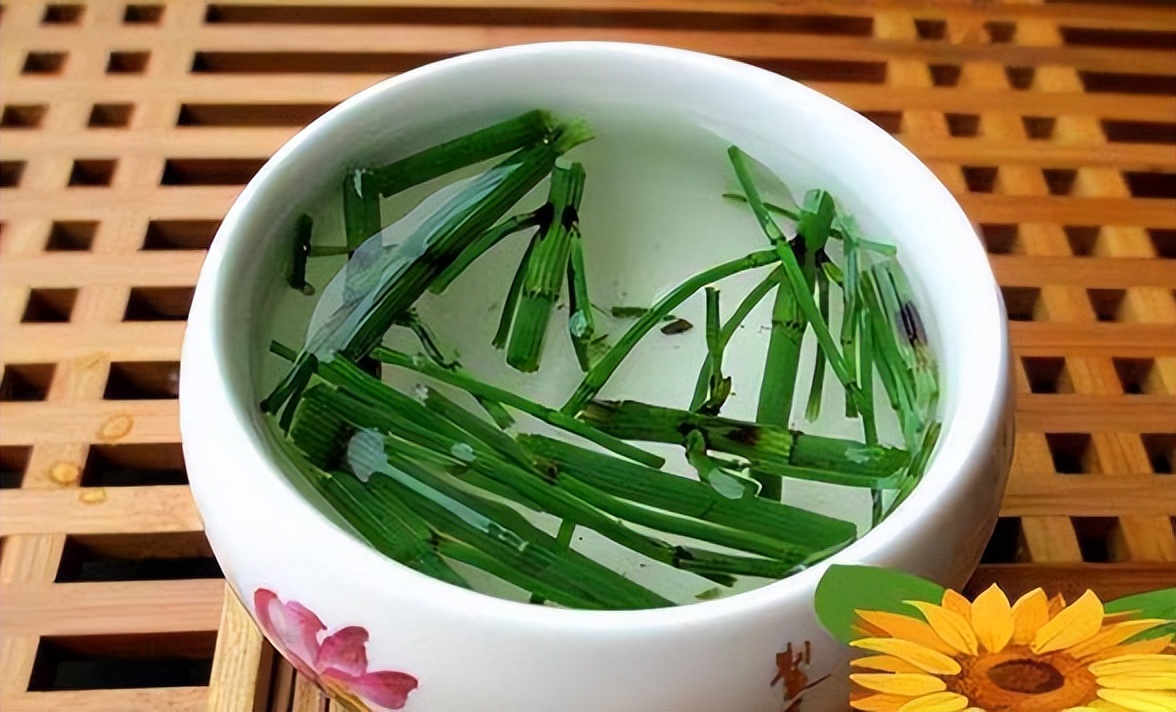 (节节草泡脚有什么好处?