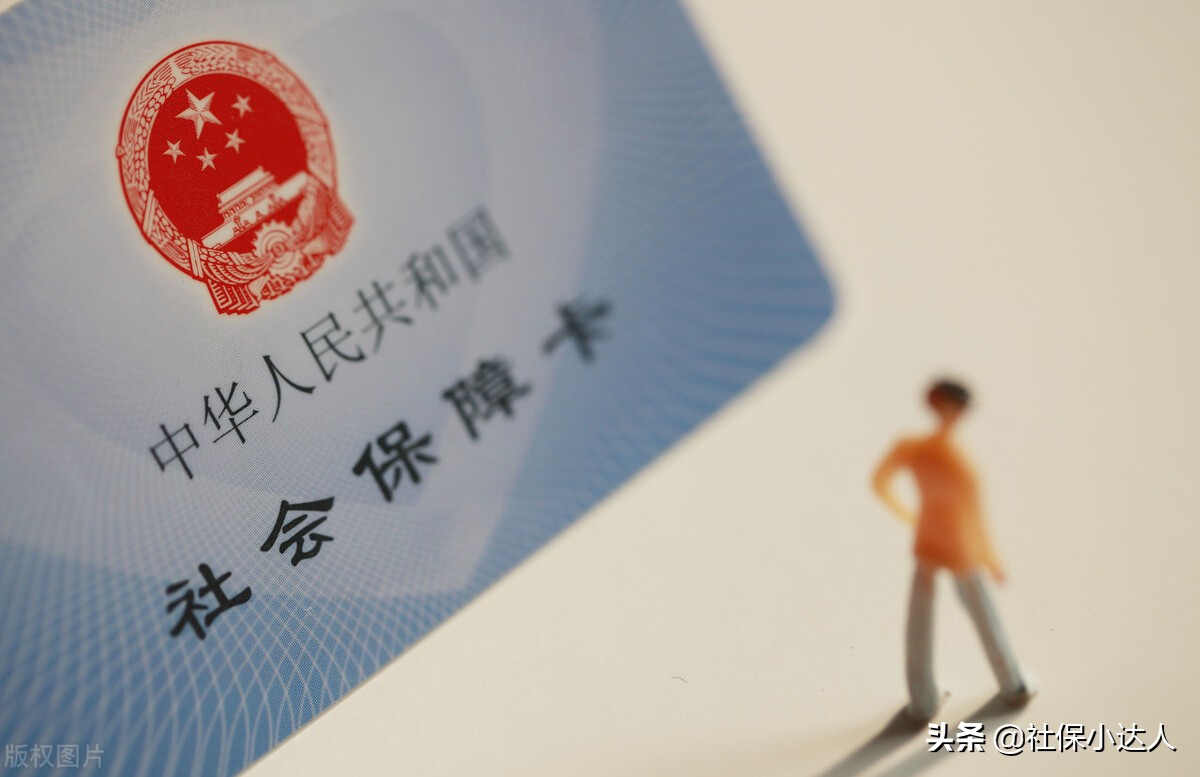 交保险合适吗,挂公司自己交保险合适吗