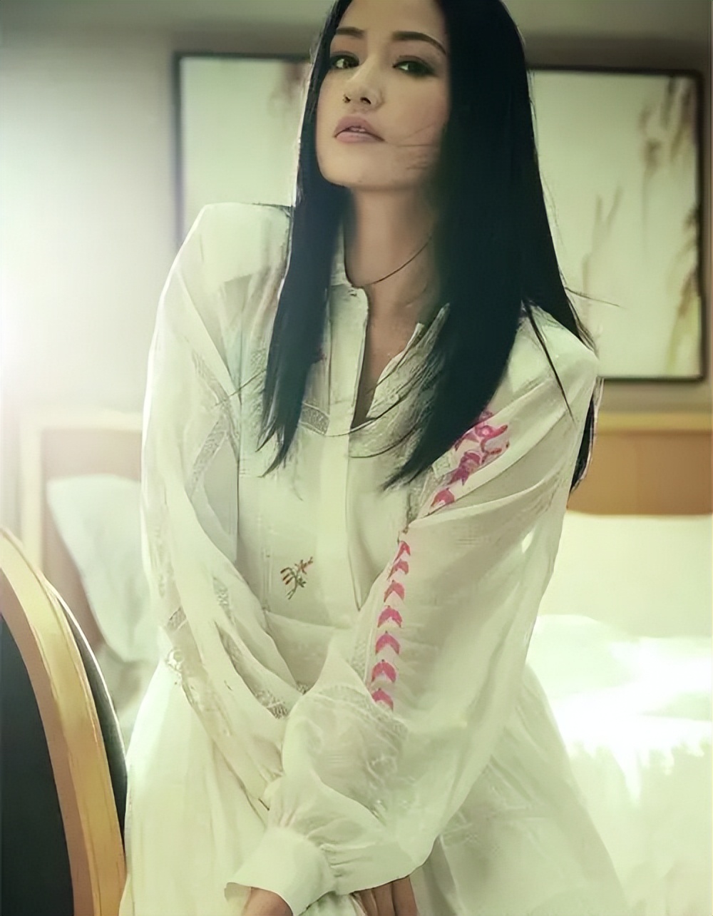 瞿颖母亲丁家珍，女儿半生感情坎坷，原生家庭影响她我很愧疚