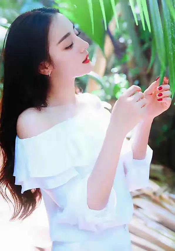 可甜可盐的异域女神—迪丽热巴