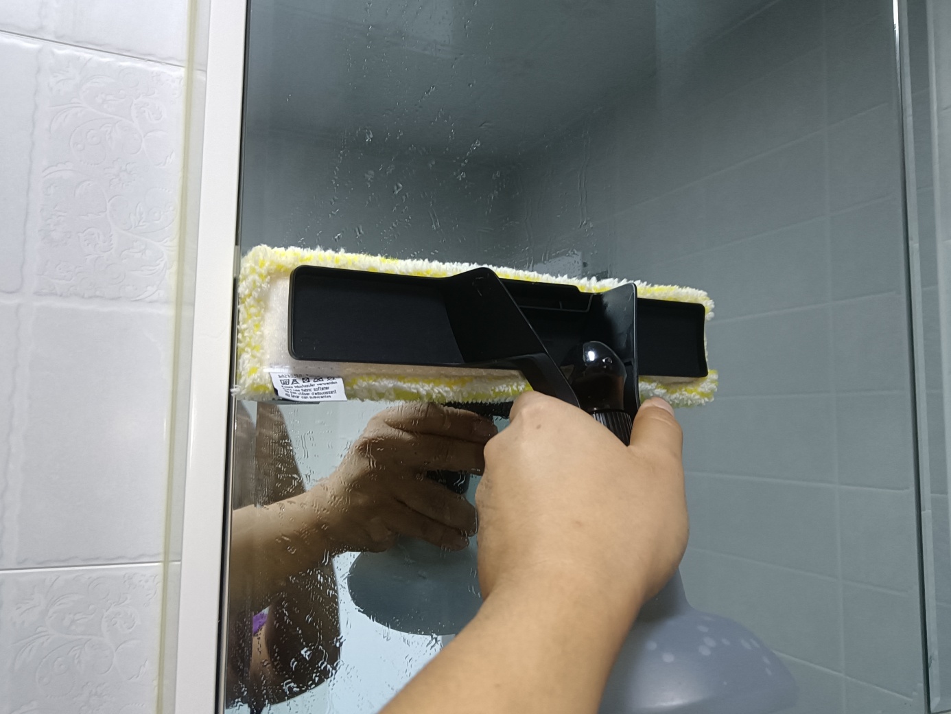 镜面清洁不留痕- 德国卡赫WV1 Plus镜面清洁机评测