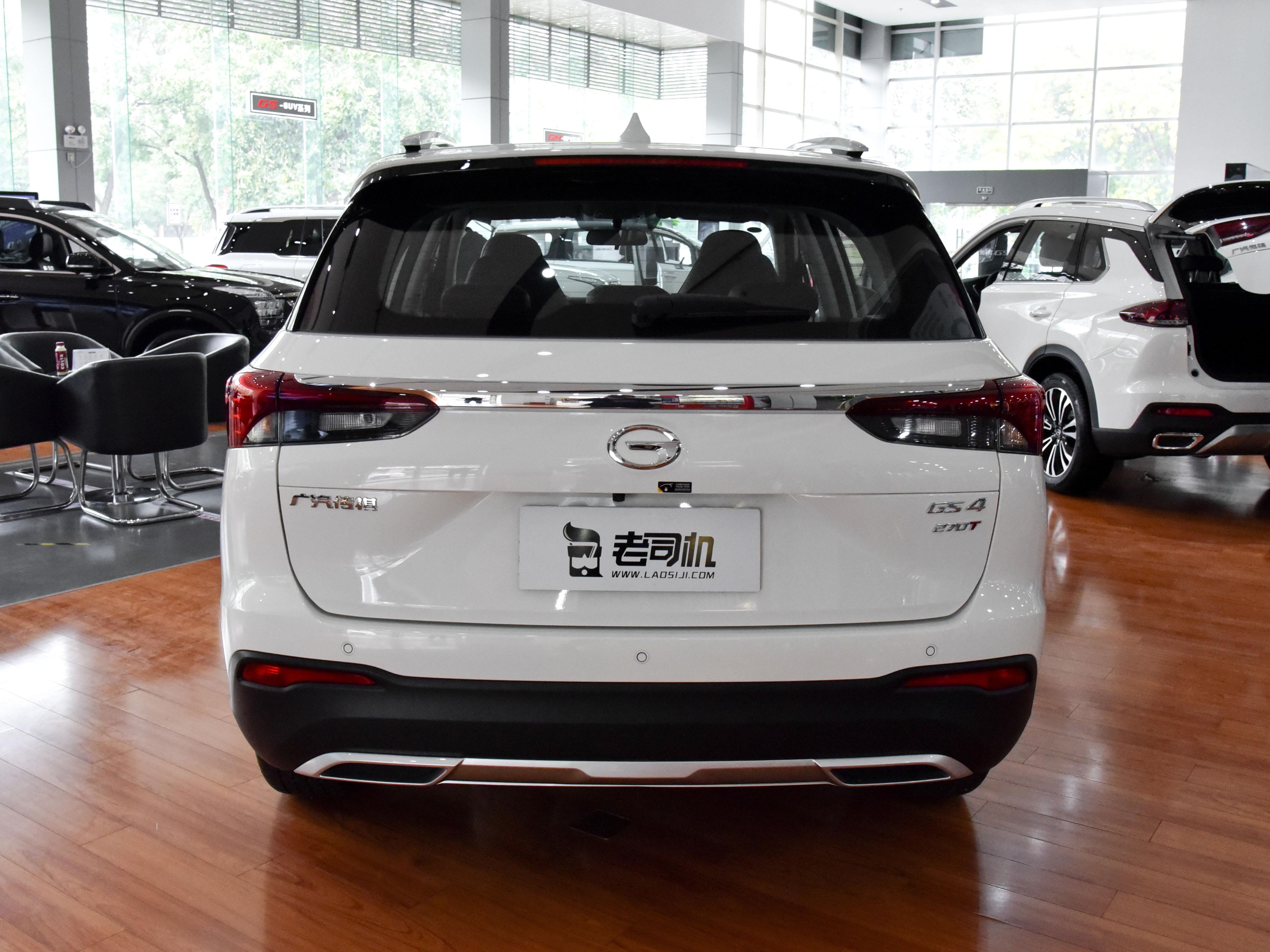 98万元,配置极高的大空间suv,实拍传祺gs4