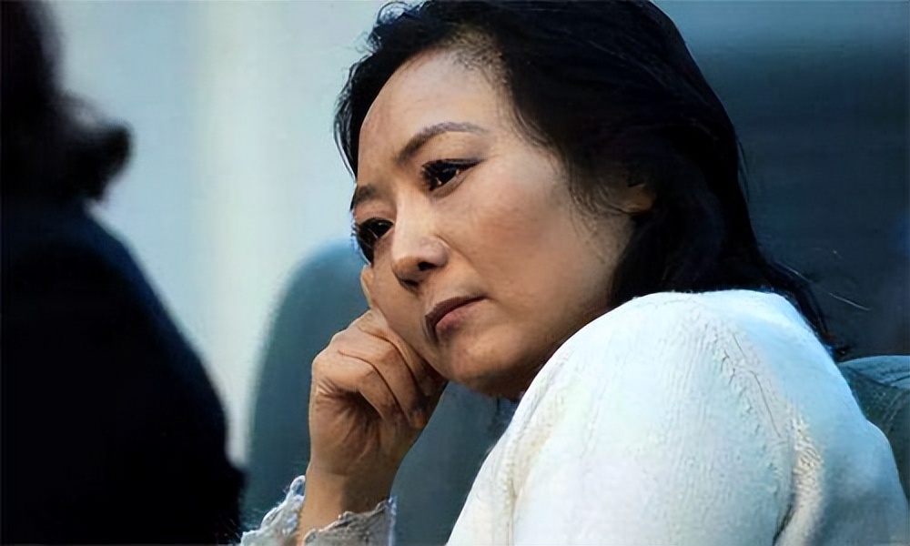 中国最有钱的女房东，一月收租2个亿，分前夫200亿，给女儿500亿