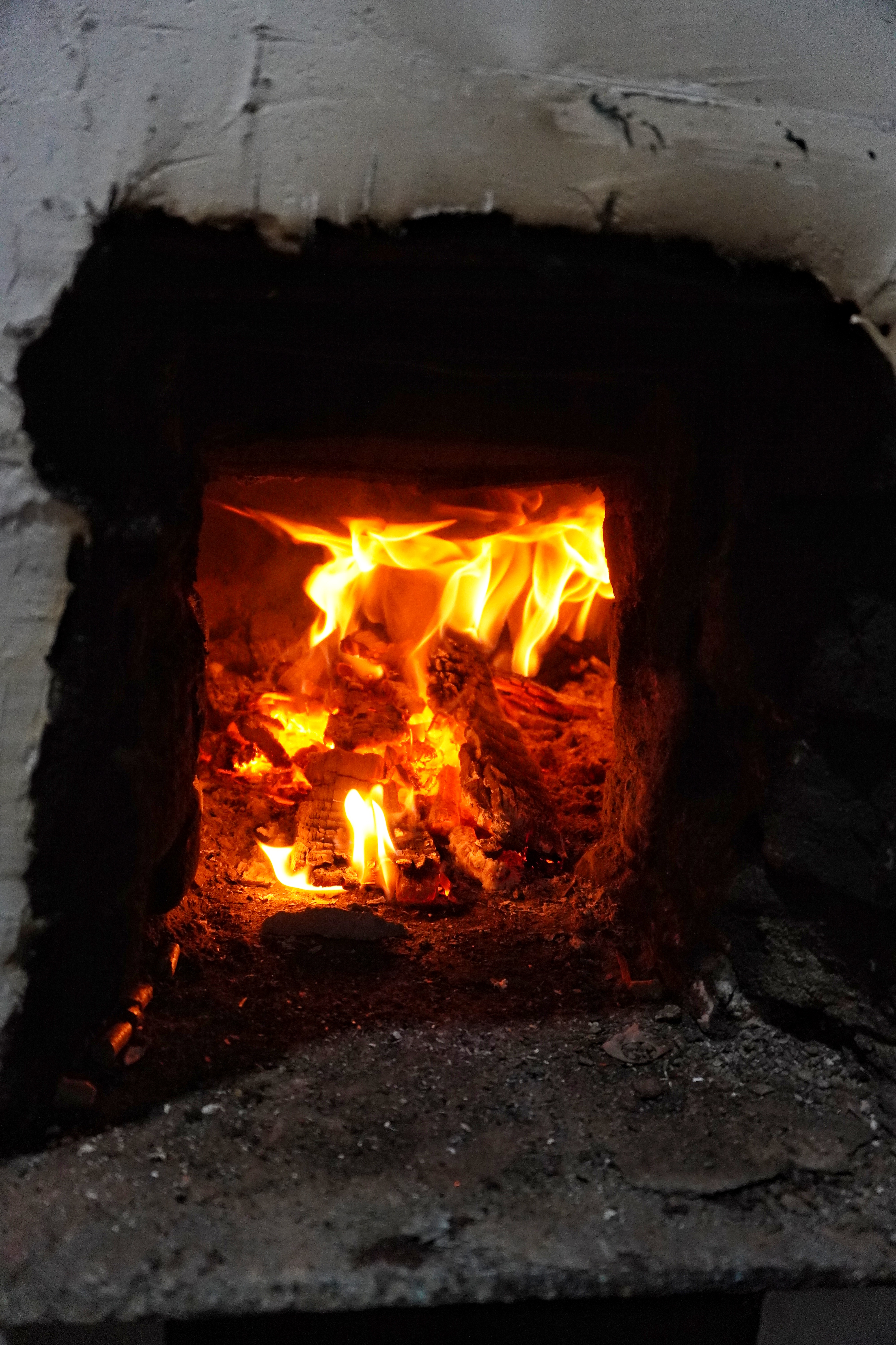 有40年经验的昆明乡村大厨，还原老昆明传统年味猪八碗，道道经典