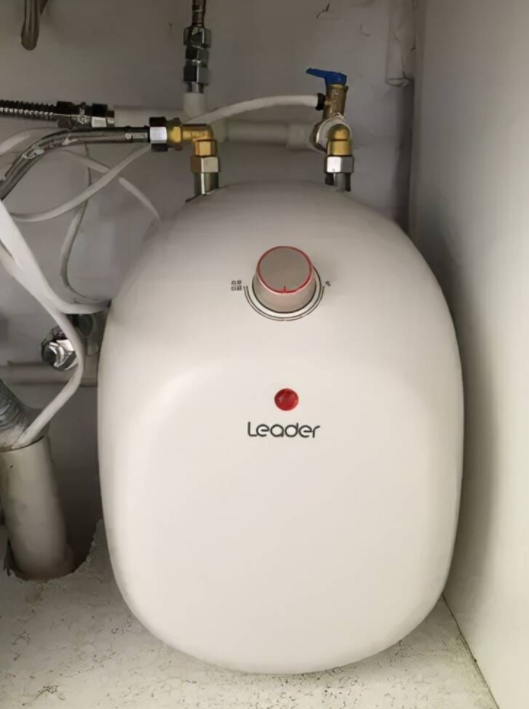 廚房用水，選擇小廚寶還是電熱水龍頭？我都用過(guò)，講講使用體驗(yàn)