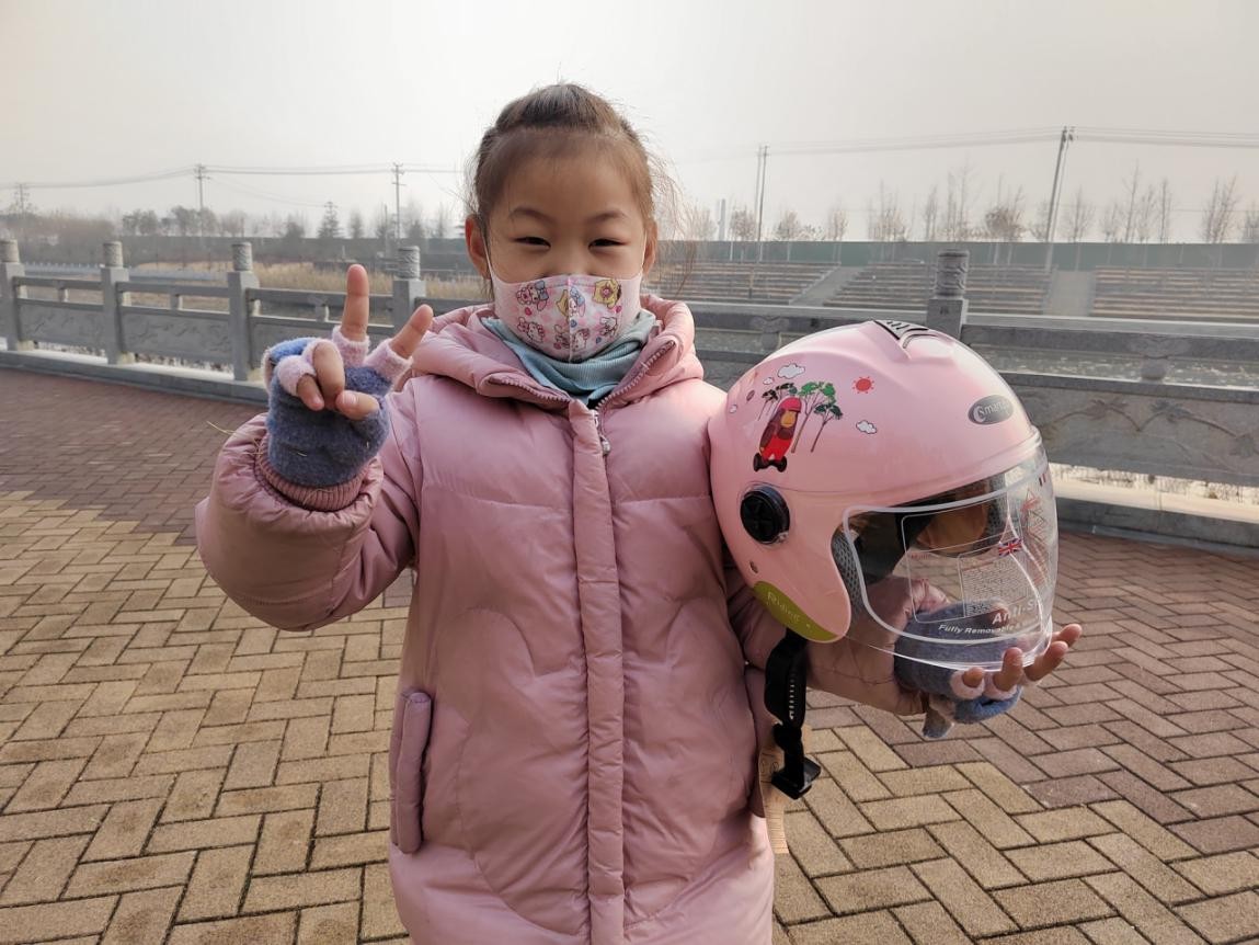 为孩子遮风挡雨，守护孩子安全，Smart4u卡通儿童安全头盔体验