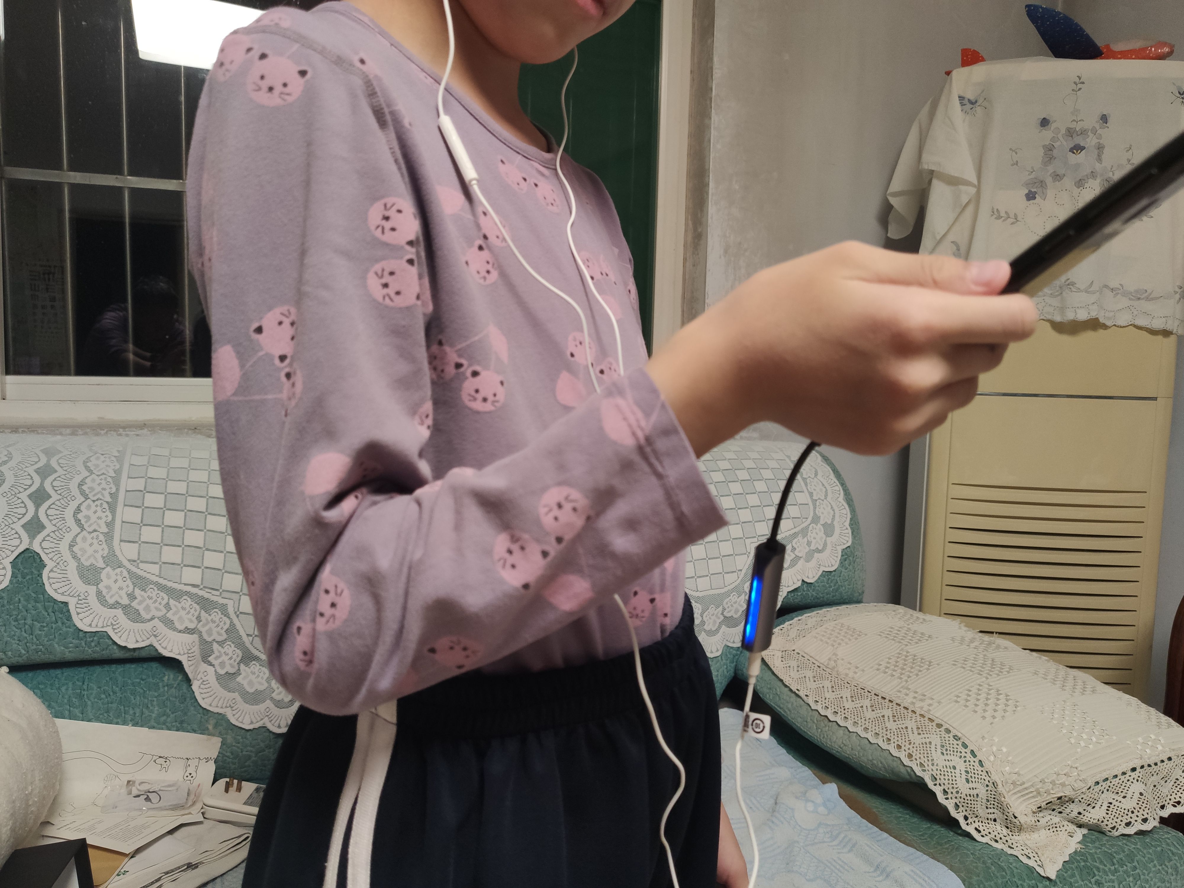易拾音AI麦克风消噪宝：轻松消除环境噪音的神器