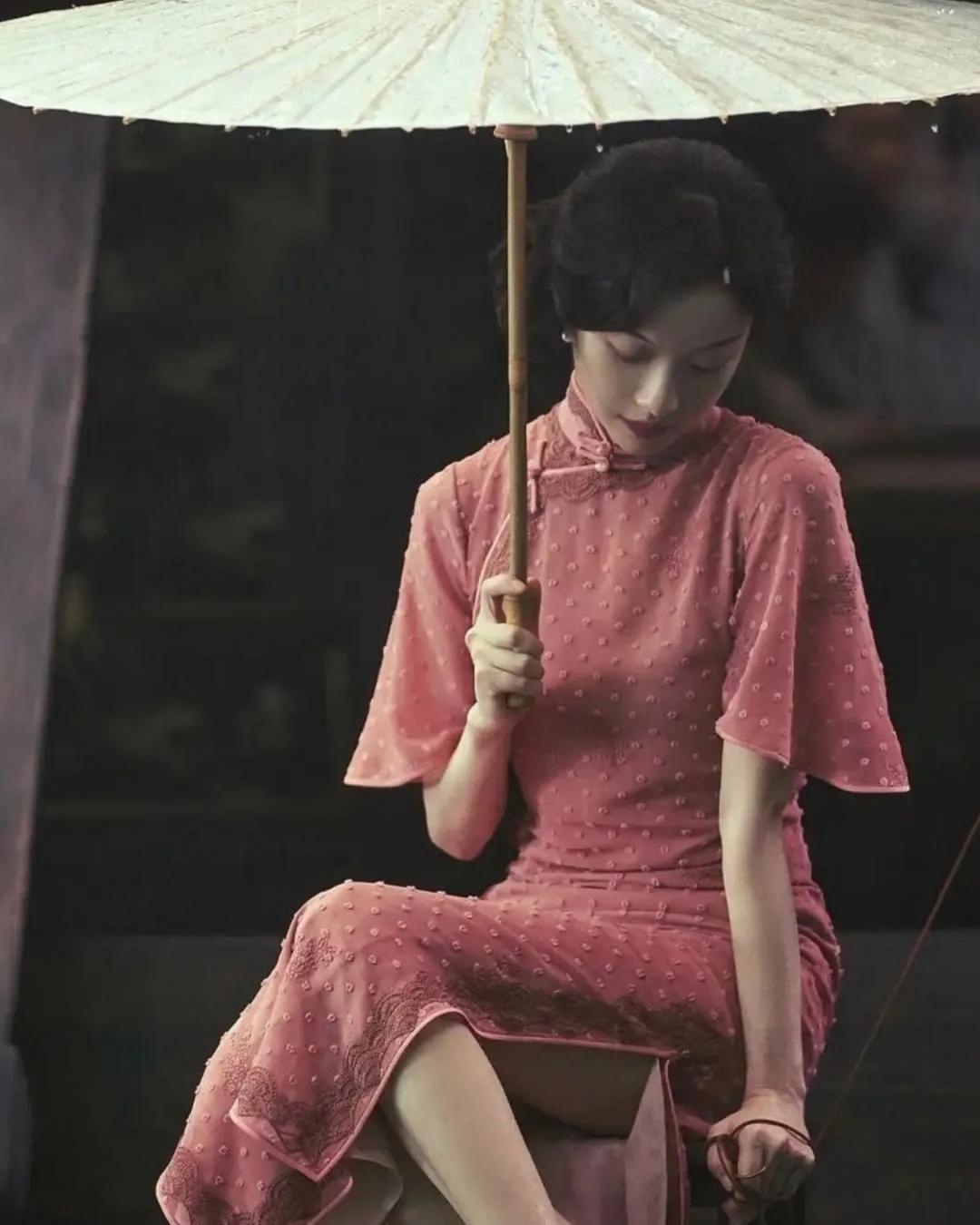 当红明星的民国造型，你更喜欢哪一位呢？