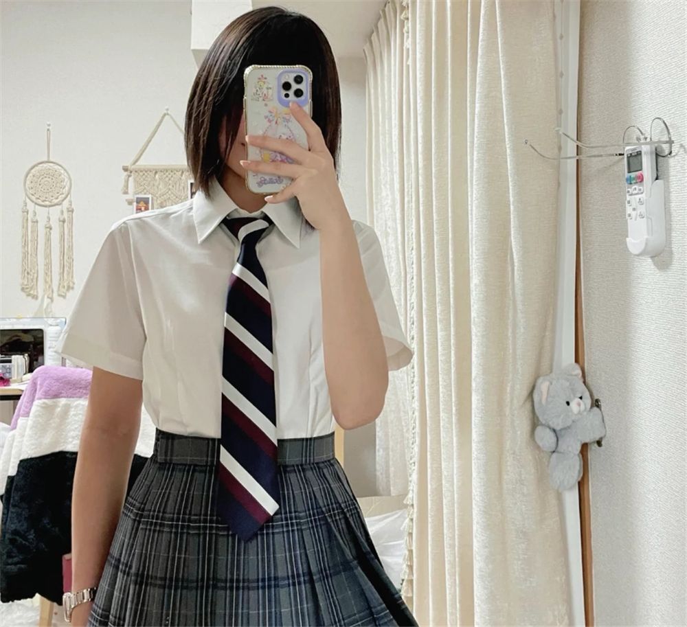 日本女生住进24㎡蜗居，自己布置一居室，少女风的家，独居太爽了