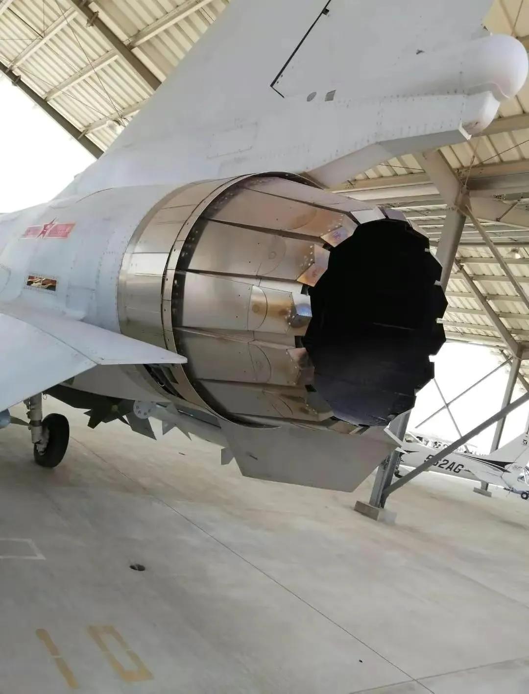 ��20ʵ�֡����������ɡ����������̰壬��ȫ�����ϵĶ���ս����