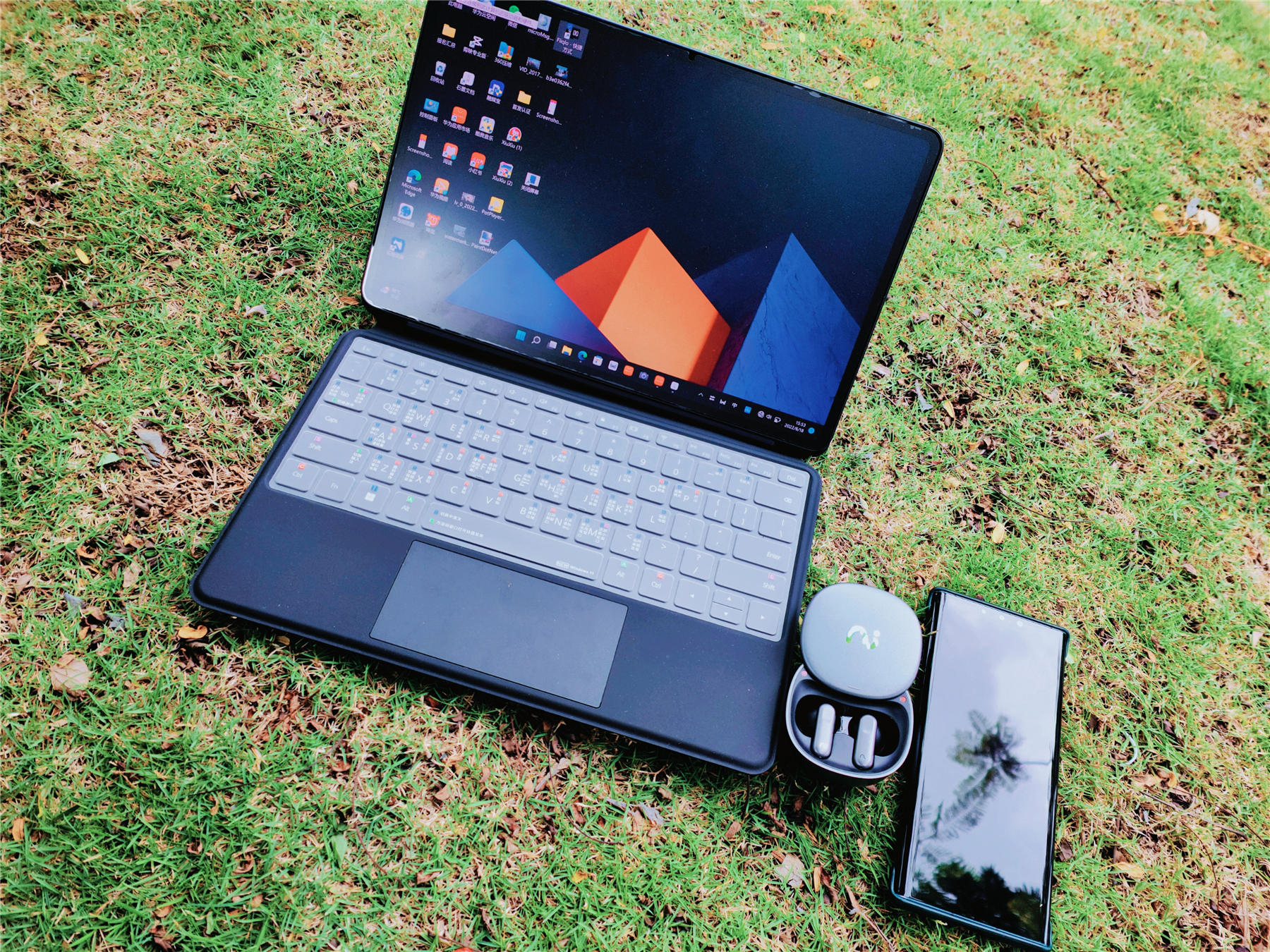 会议录音转文档，一个降噪耳机满足全部需求，科大讯飞是真敢造呀