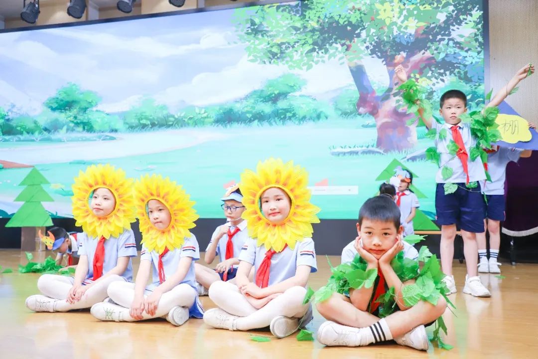 花田花绽，阅读悦心｜双流区黄甲小学举行读书节之阅读表演赛