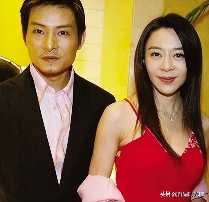 不清醒的喻可欣：和刘德华恋爱3年怀念了30年，是深情还是炒作？