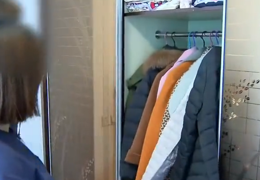 女儿考上重点大学，入学前却要求父母离婚，只为帮老实父亲出口气