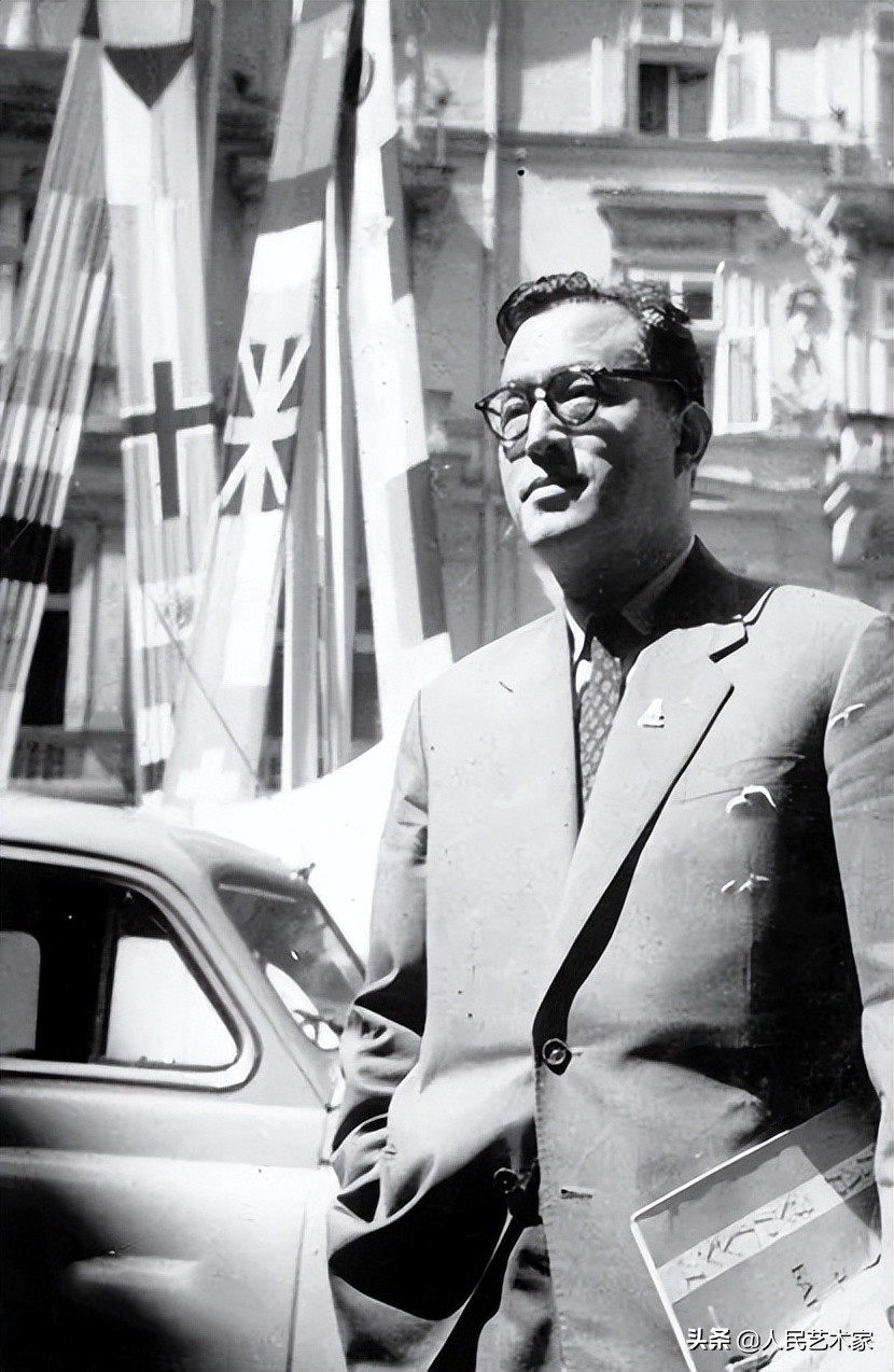 他是清华和耶鲁的高材生，为中国的话剧、电影事业鞠躬尽瘁，与歌唱家周小燕喜结连理，却难逃特殊时期的厄运