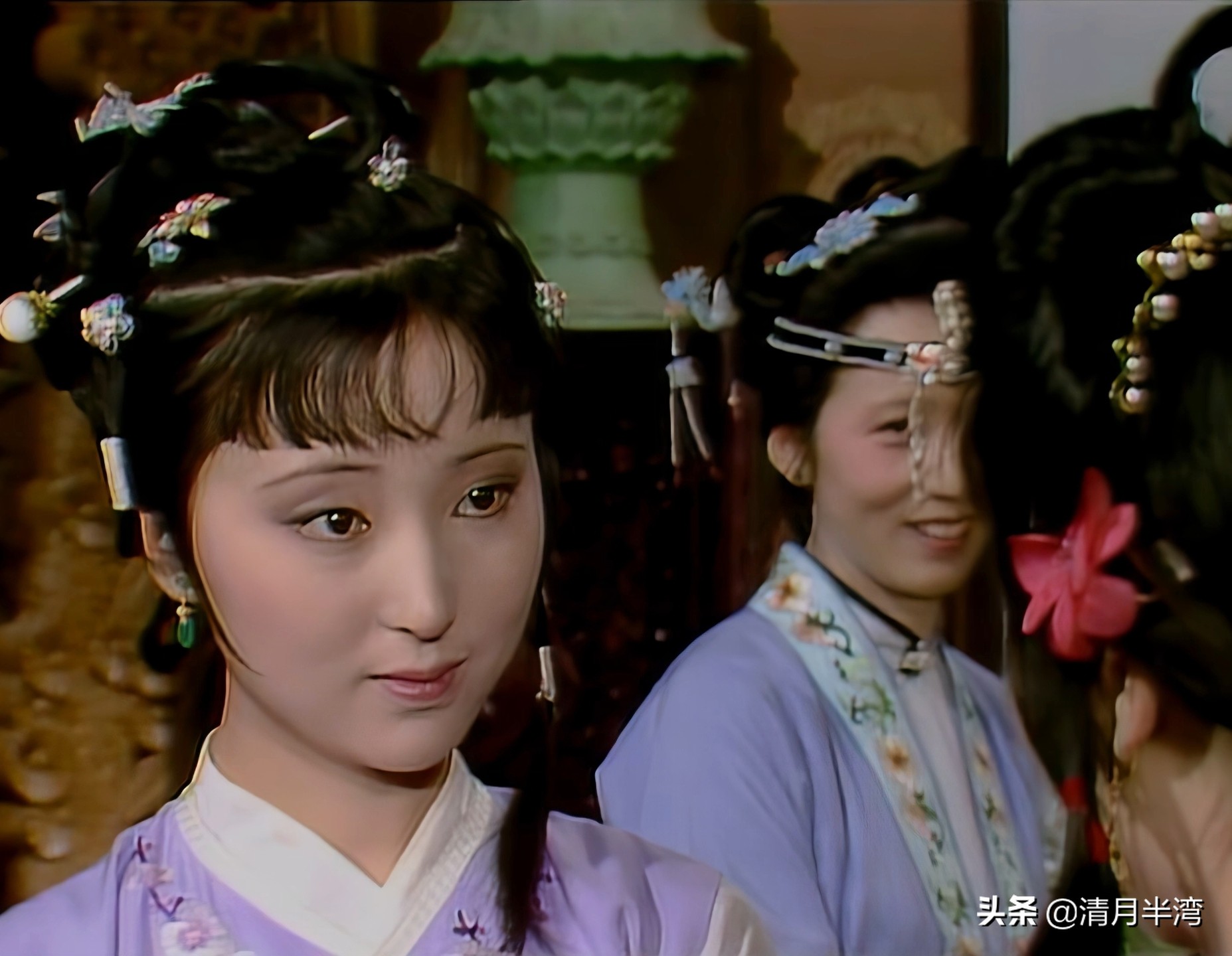 同样是演“林黛玉进贾府”，陈晓旭知书达礼，蒋梦婕宛若村姑进城