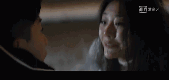 满屏的一星差评，但她怎么还没糊？