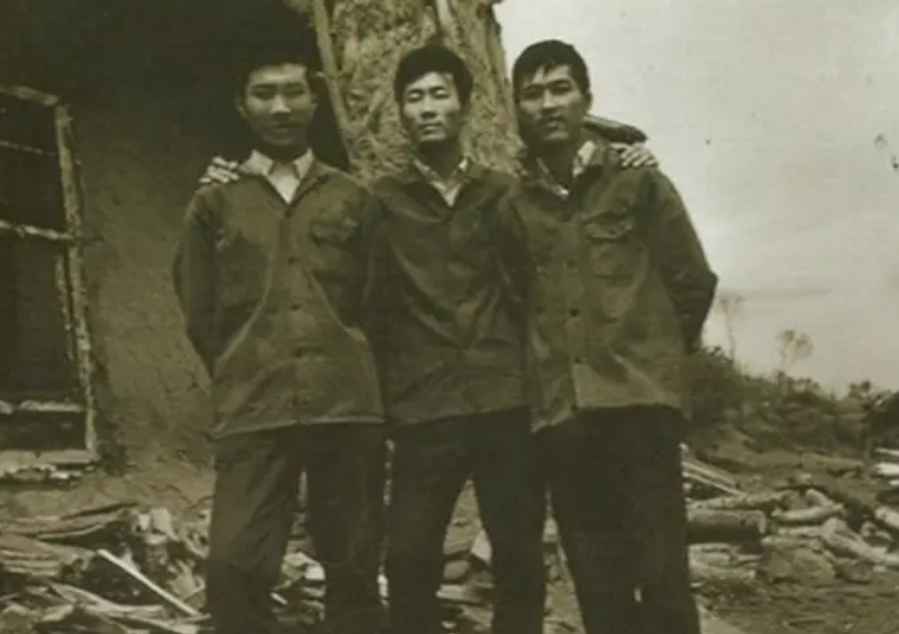 77年恢复高考，北京市第一的001号学生去哪了？一生都在报效祖国