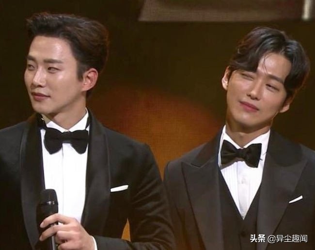 得过「情侣奖」的特别CP！俊昊拍《衣袖》南宫珉高甜应援