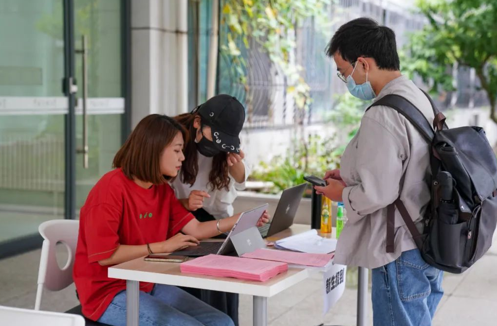 江苏省高校排名更新，南大稳坐“榜首”，河海大学表现却不理想