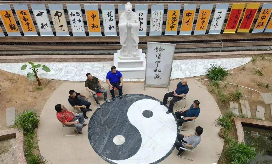中文化书法展在郑州双零楼举行