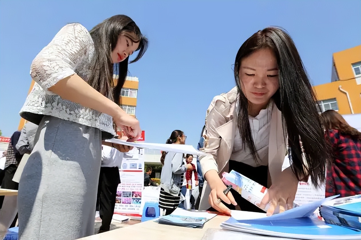 22年中铁五局正式招聘，实习工资7000起，这三类专业优势明显