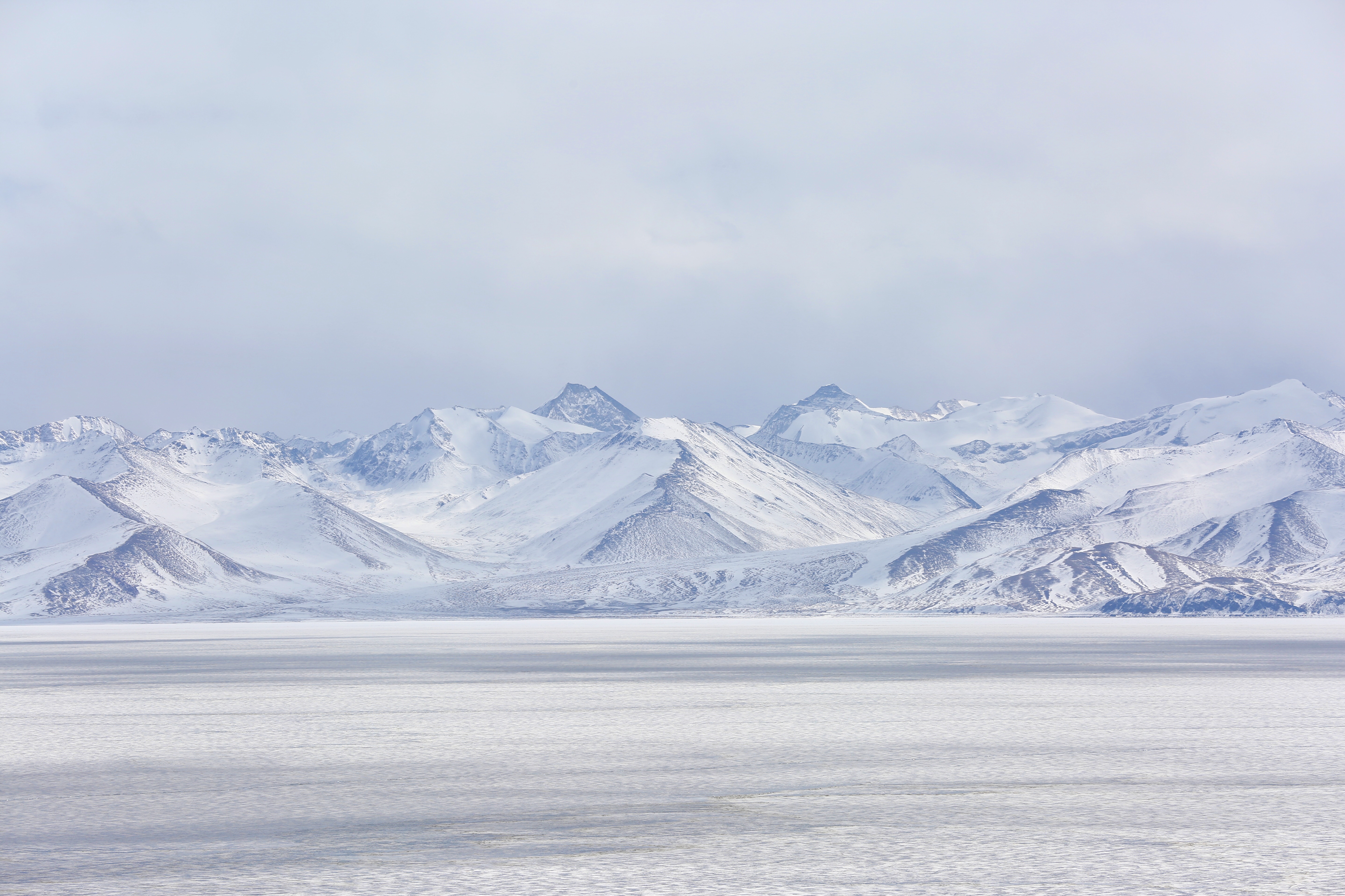 蓝冰纳木错，才是真正的盛世美颜