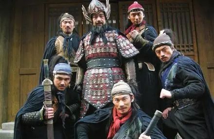 “TVB视帝”拍网大，演技获赞动作戏精彩，让多少院线电影脸红？