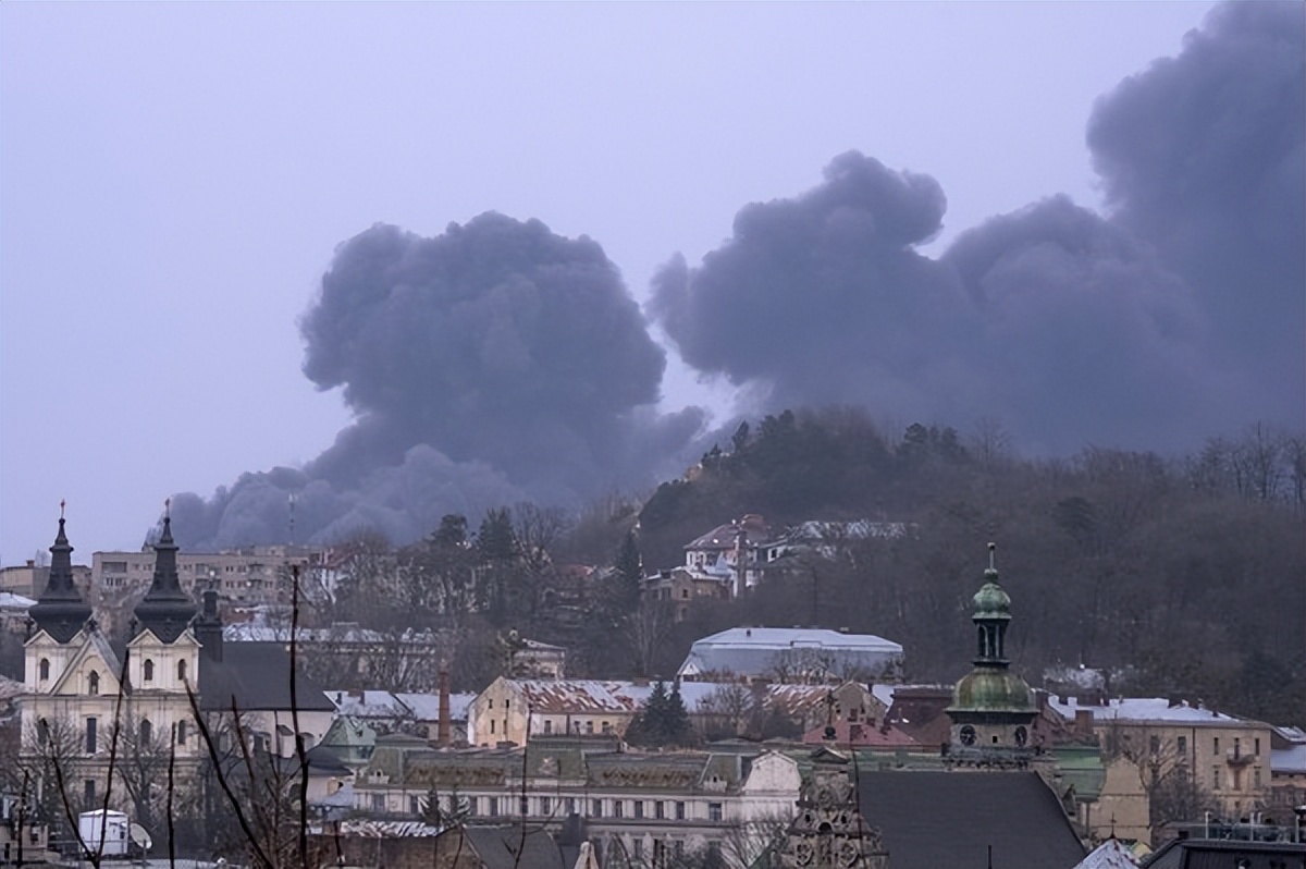 �վ���ͣǿ���ֳ��������飬��˾��������࣬��Լ�С�����������