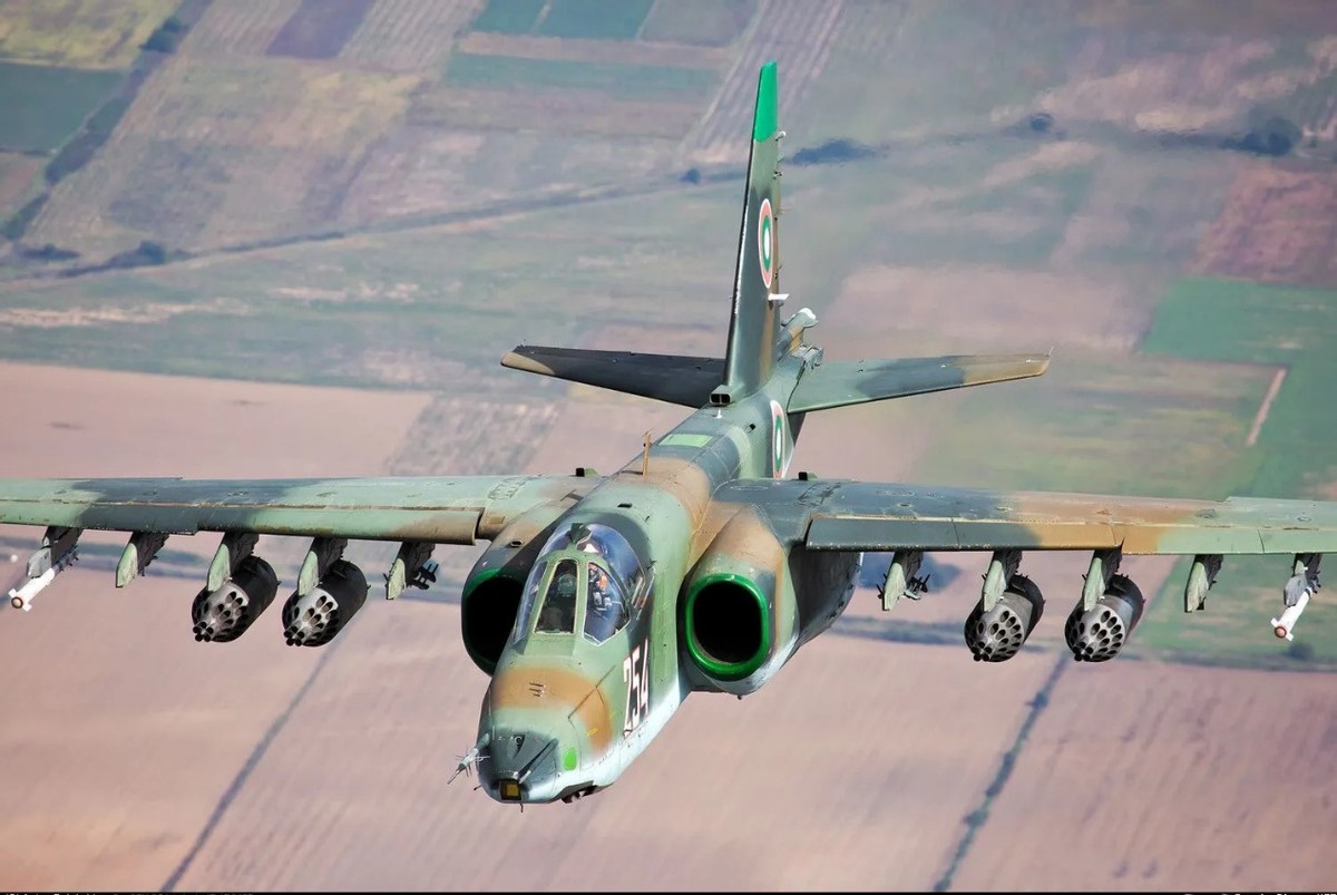 ���������е�AK-47����Ƥ��������-25���ڶ���ս��Ϊ����ʧ���