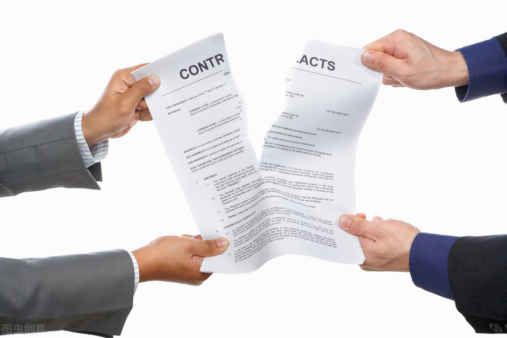 劳动者注意！入职签劳动合同时，一定要仔细查看这几个地方