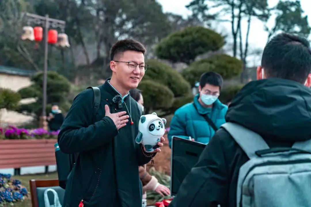 6月28日9点锁定"普陀山小帅"抖音直播间,这支全网千万粉丝都期待的