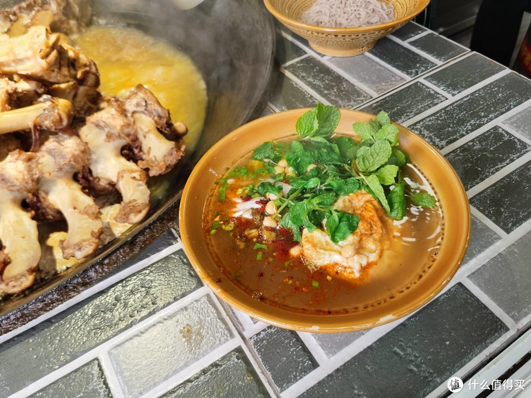 旅行就要边走边吃：舌尖上的昆明，盘点我在昆明吃到的各种美食