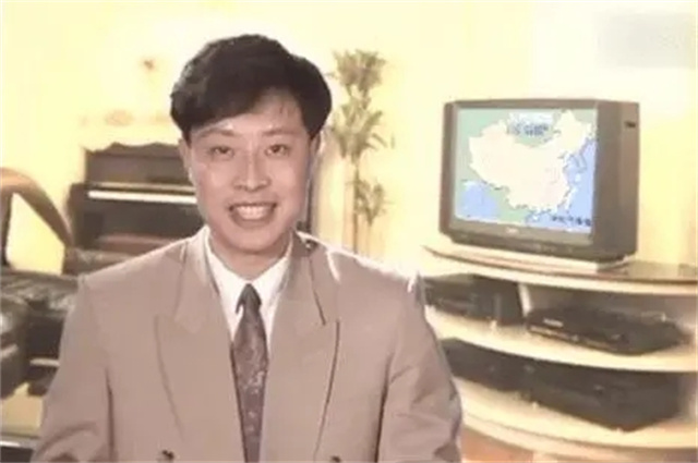 宋英杰：主持央视天气预报近30年，却是个兼职的“临时工”