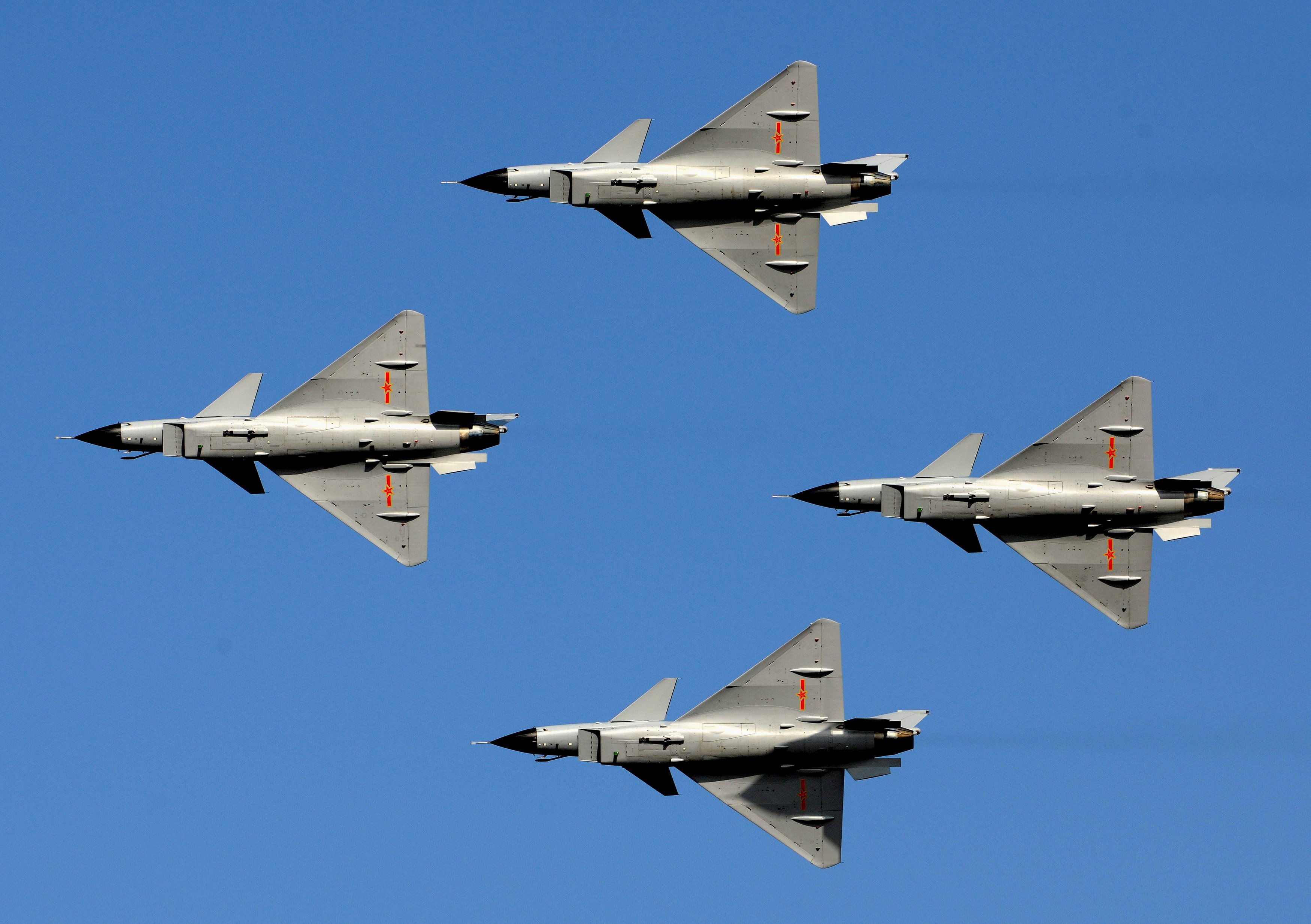 �й��վ������Ǿ�������������F16�ͻ�Ӱ��������10���Ժ�ճ���