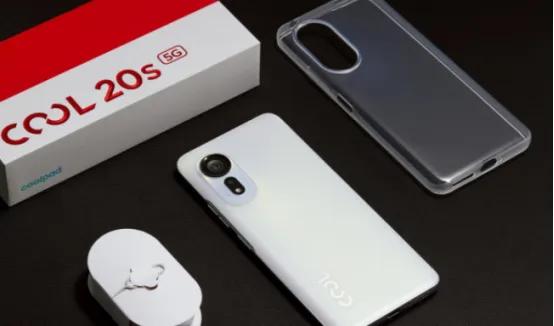 苹果价格大跳水，价格战的获利者真是用户吗？网友：不如买国产机