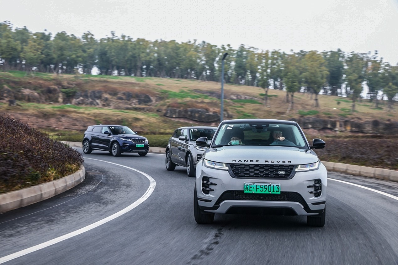 试驾揽胜极光L P300e：44万这个价，它值吗？