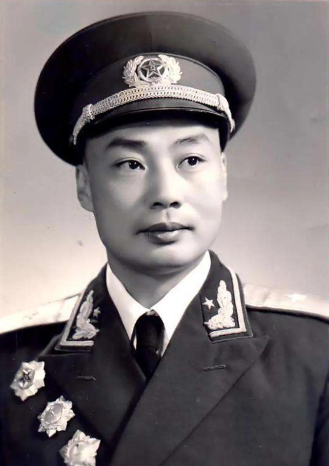 南京军事学院战役系首届学员名单大全：授衔情况，毕业分配去向