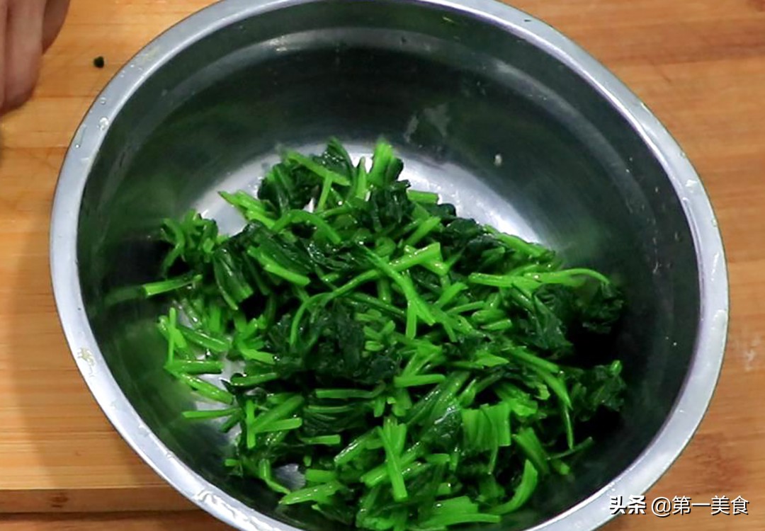 菠菜怎么做好吃（分享6种菠菜不同做法鲜香美味）